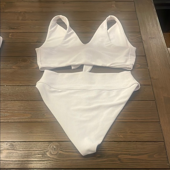 Beach Riot White Ribbed Bikini - Picture 3 of 3